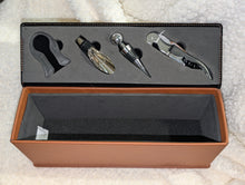 Load image into Gallery viewer, Leather engraved wine boxes
